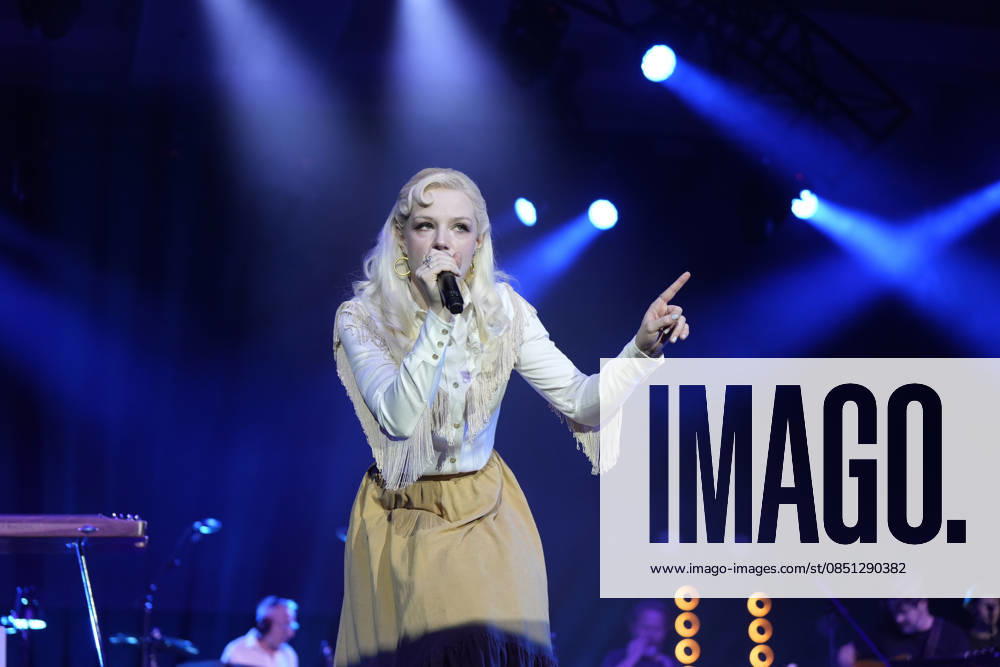 NASHVILLE, TENNESSEE - MARCH 20: Naomi Carman performs at the Big Machine Label Group lunch and performance during CRS 2026 at Omni Nashville Hotel on March 20, 2026 in Nashville, Tennessee. Credit: AdMedia. USA - ZUMAa123 20260320_zaa_a123_251