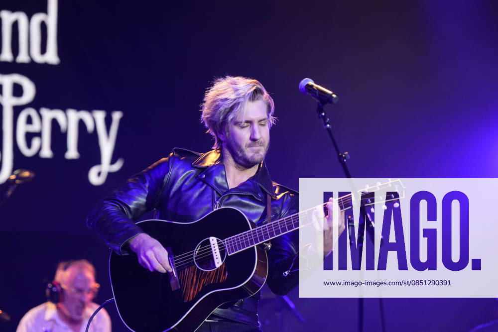 NASHVILLE, TENNESSEE March 20 Johnny Costello of The Band Perry performs at the Big Machine Label Group lunch and performance during CRS 2026 at Omni Nashville Hotel on March 20, 2026 in Nashville, Tennessee Credit Mickey Bernal AdMedia 454297 2026 03 20