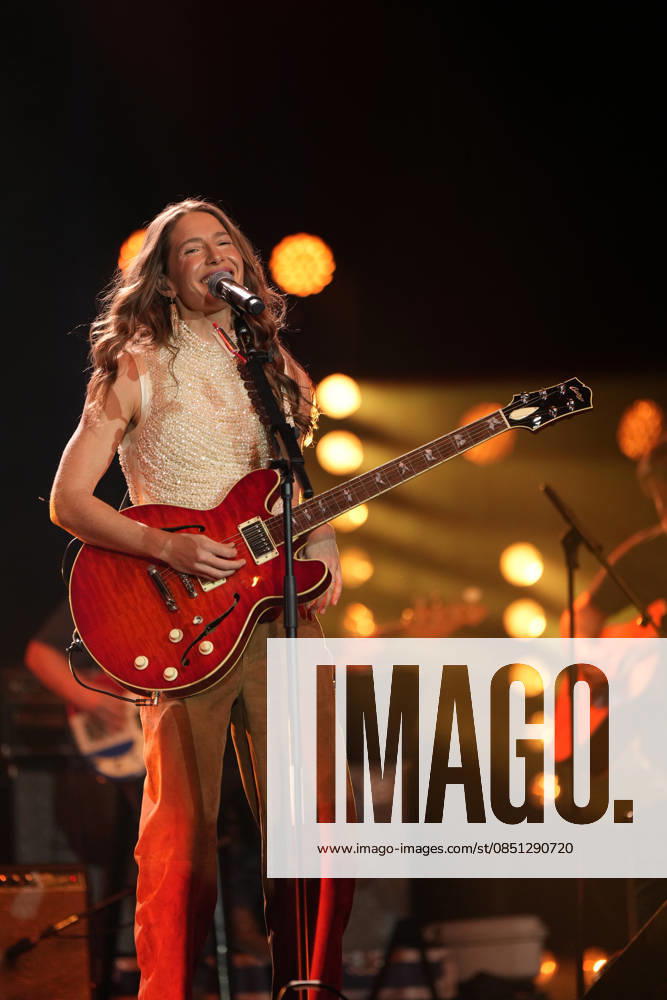 NASHVILLE, TENNESSEE -MARCH 20: Caroline Jones performs at the Big Machine Label Group lunch and performance during CRS 2026 at Omni Nashville Hotel on March 20, 2026 in Nashville, Tennessee. Credit: AdMedia. USA - ZUMAa123 20260320_zaa_a123_298