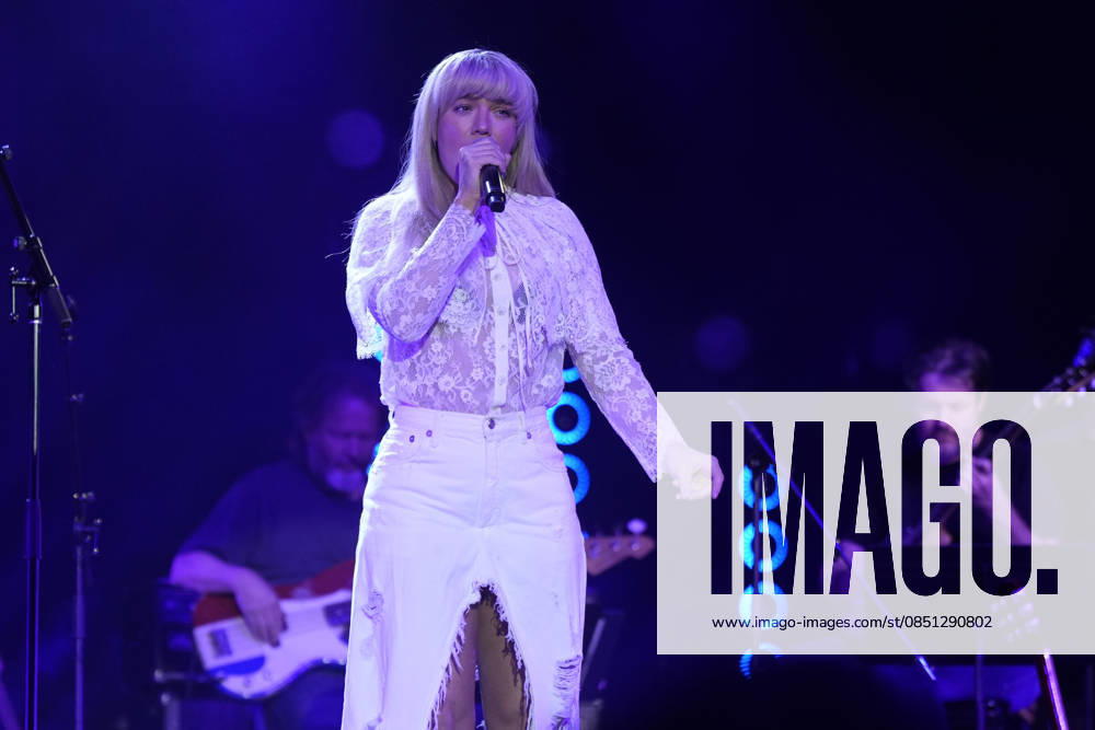 NASHVILLE, TENNESSEE - March 20: Kimberly Perry of The Band Perry performs at the Big Machine Label Group lunch and performance during CRS 2026 at Omni Nashville Hotel on March 20, 2026 in Nashville, Tennessee. Credit: AdMedia. USA - ZUMAa123 20260320_zaa_a123_297