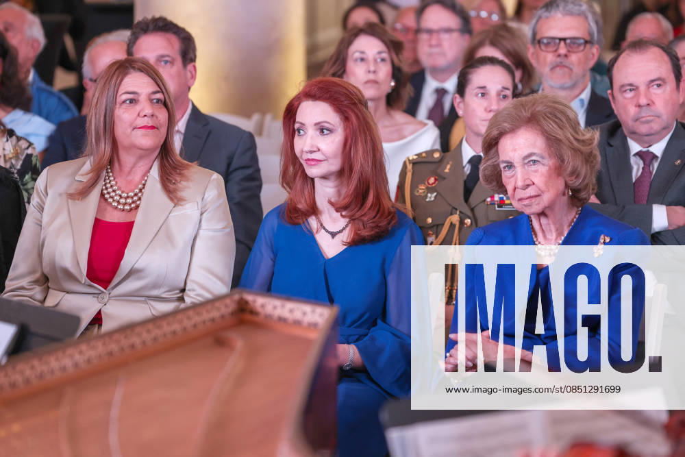 Miami Dade College President Madeline Pumariega (left), Queen Sofia of Spain (right); and the Consul General of Spain in Miami, Belen Alfaro Hernandez (center), attend the event Florida, Cuba and the Caribbean in the American Revolution at the Freedom Tower in Miami, Florida, USA, 20 March 2026. Queen Sofia of Spain inaugurated America&Spain250 in Miami, an academic initiative commemorating the 250th anniversary of the founding of the United States and highlighting Spain s contributions to the American Revolution and the shared history between the two countries, as part of her three-day visit to Florida. Queen Sofia inaugurates America&Spain250 in Miami to celebrate the 250th anniversary of the USA !ACHTUNG: NUR REDAKTIONELLE NUTZUNG
