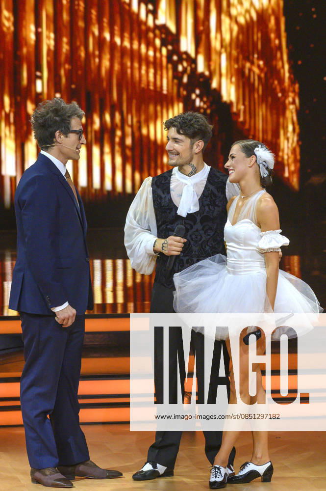 Daniel Hartwich, Willi Banner and Patricija Ionel in the third live show of season 19 of the RTL dance show Let s Dance at the MMC Coloneum Cologne, 20 03 2026 Foto:xW.xRanderathx xFuturexImagex lets_dance2003_6326