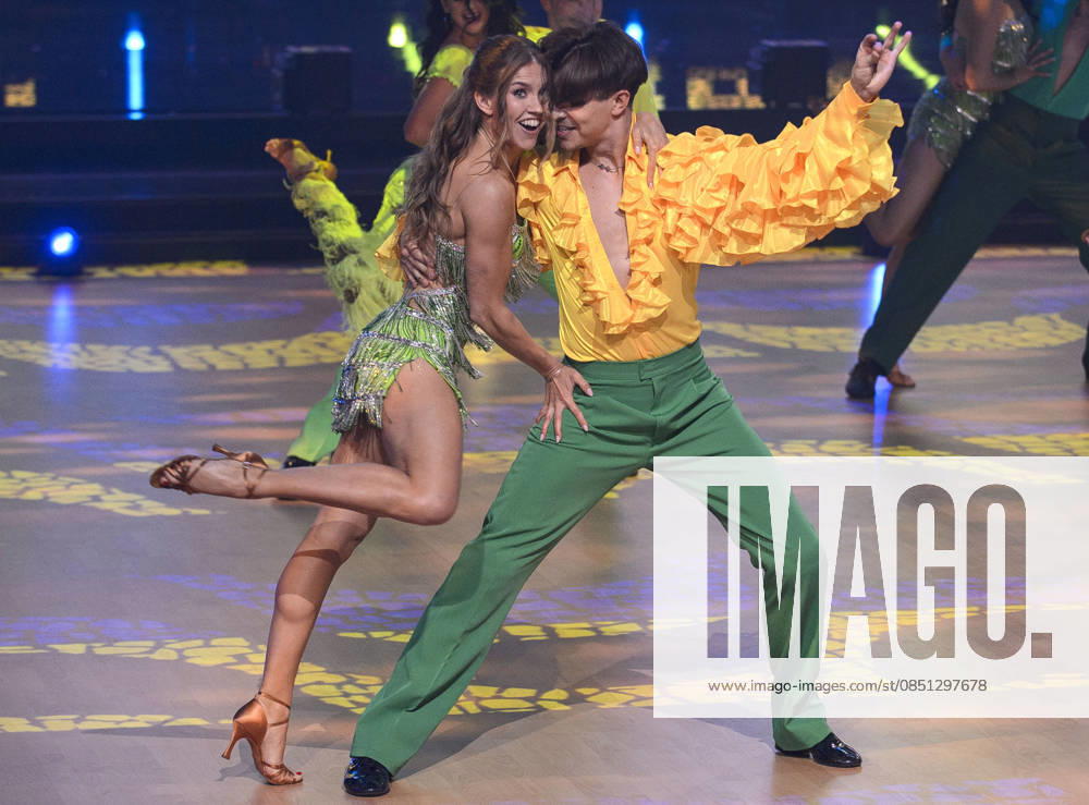 The dance couples in the third live show of the 19th season of the RTL dance show Let s Dance at the MMC Coloneum Cologne, 20 03 2026 Foto:xW.xRanderathx xFuturexImagex lets_dance2003_6558