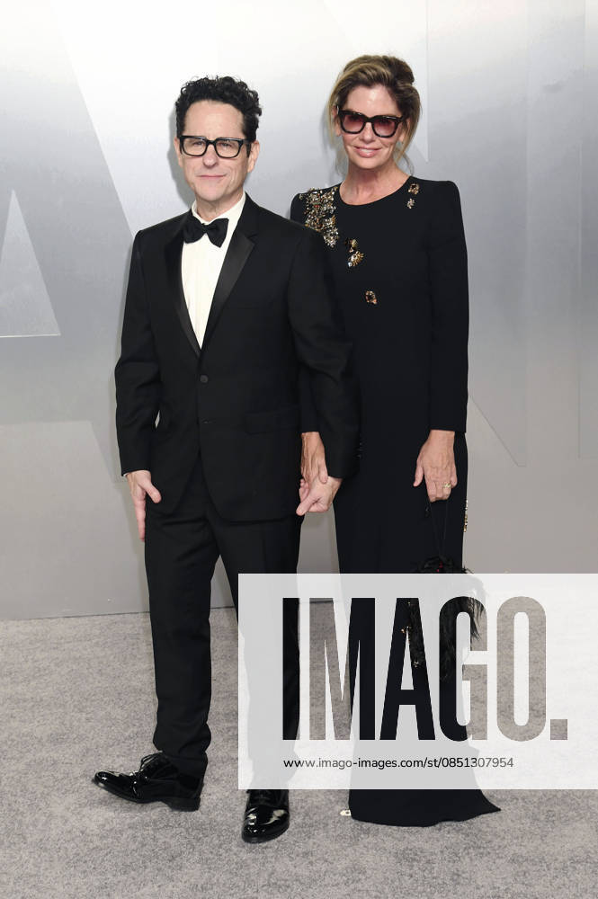 J J Abrams and wife Katie McGrath at the Vanity Fair Oscar Party 2026 on the occasion of the 98th Academy Awards at the David Geffen Gallery at LACMA Los Angeles, 15 03 2026 Foto:xJ.xFuturexImagex vanity_6716
