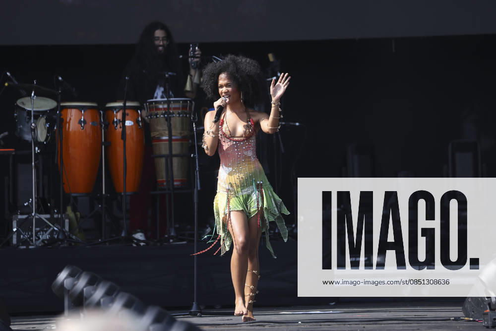 Agnes Nunes will perform at Lollapalooza Brazil 2026 in Sao Paulo. Sao Paulo (SP), March 21, 2026 Lollapalooza Brazil Show Agnes Nunes Singer and songwriter Agnes Nunes performs during the Lollapalooza Brazil festival, held at the Interlagos racetrack in the southern part of Sao Paulo. The event brings together national and international artists for three days of shows and musical attractions. (Foto: Leco Viana Thenews2 imago images) Agnes Nunes will perform at Lollapalooza Brazil 2026 in Sao Paulo.