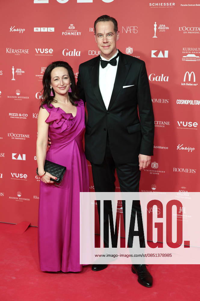 Matthias Vickermann with guest at the 29th Spa Awards 2026 ceremony at the Kurhaus Baden Baden, 21 03 2026 Foto:xR.xSchmiegeltx xFuturexImagex spa_6357