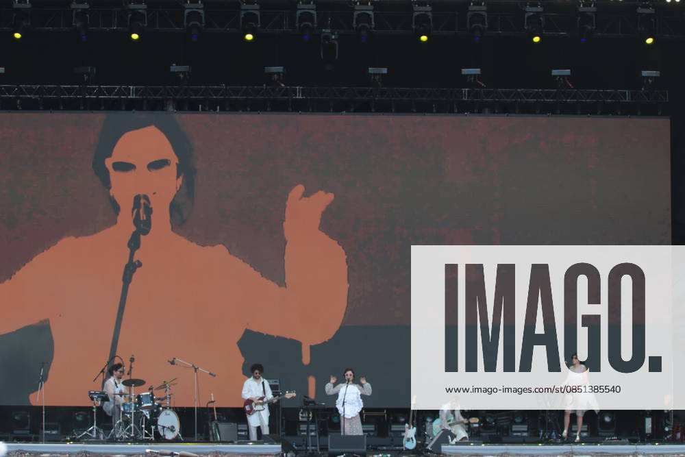 SaO PAULO, SP - 22.03.2026: LOLLAPALOOZA BRASIL 2026 - The singer from Sao Paulo, Papisa, opens the Budweiser stage this Sunday (22), at Lollapalooza 2026. The festival takes place at the Interlagos racetrack, in the south of Sao Paulo. x2909992x Angà licaxAlves