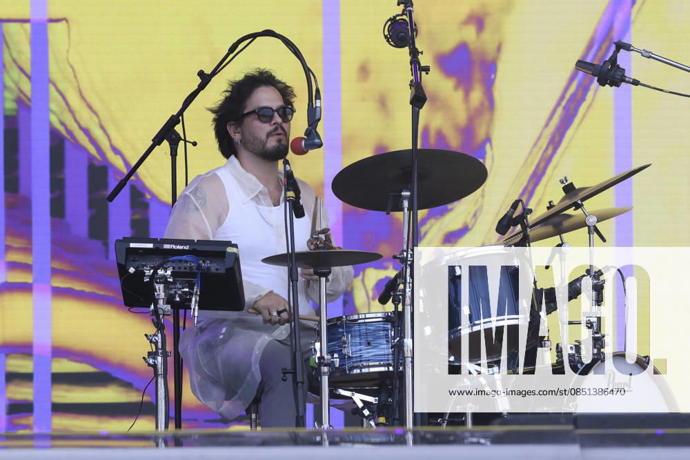 Papisa will perform at Lollapalooza Brazil 2026 in Sao Paulo. Sao Paulo (SP), March 22, 2026 Lollapalooza Brazil Show Papisa Singer and songwriter Papisa performs during the Lollapalooza Brazil festival, held at the Interlagos racetrack in the southern part of Sao Paulo. The event brings together national and international artists for three days of shows and musical attractions, this Sunday, March 23, 2026. (Foto: Leco Viana Thenews2 imago images) Papisa will perform at Lollapalooza Brazil 2026 in Sao Paulo.