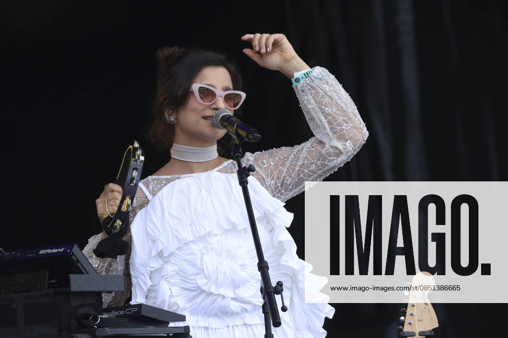 Papisa will perform at Lollapalooza Brazil 2026 in Sao Paulo. Sao Paulo (SP), March 22, 2026 Lollapalooza Brazil Show Papisa Singer and songwriter Papisa performs during the Lollapalooza Brazil festival, held at the Interlagos racetrack in the southern part of Sao Paulo. The event brings together national and international artists for three days of shows and musical attractions, this Sunday, March 23, 2026. (Foto: Leco Viana Thenews2 imago images) Papisa will perform at Lollapalooza Brazil 2026 in Sao Paulo.