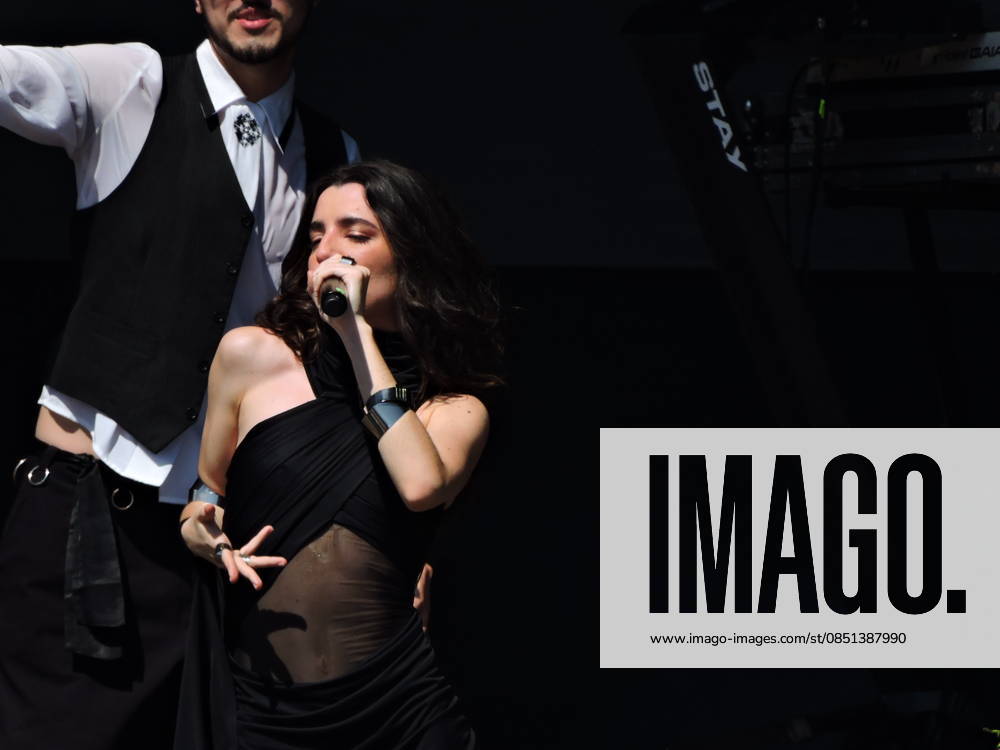 Ask for lollapalooza Sao Paulo (SP), 03 22 2026 - Culture Music Shows - Singer Nina Maia performs on the Samsung Galaxy stage on the last day of Lollapalooza 2026 at the Interlagos racetrack in the southern zone of Sao Paulo, this Sunday, March 22, 2026. (Foto: Leandro Chemalle Thenews2 imago images) ask for lollapalooza