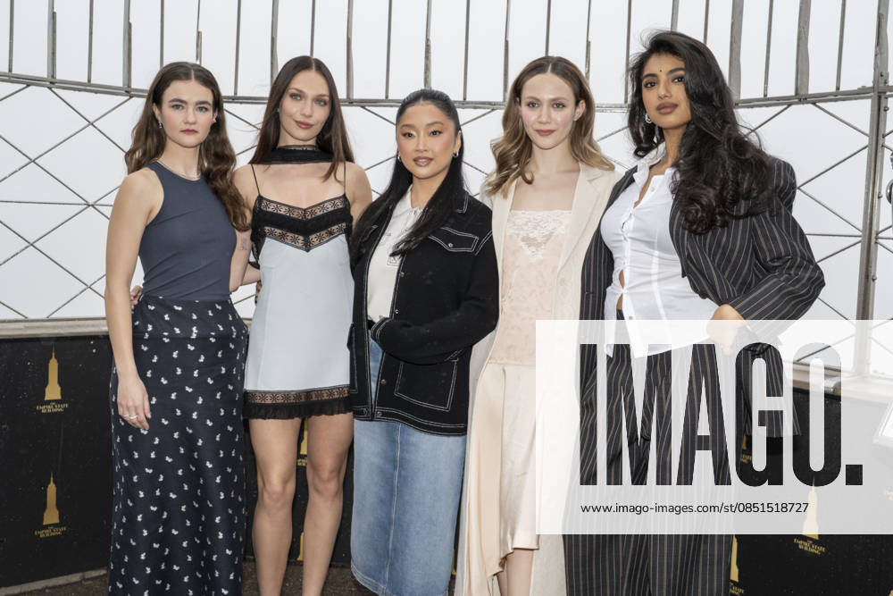 MILLICENT SIMMONDS, MADDIE ZIEGLER, LANA CONDOR, IRIS APATOW and AVANTIKA VANDANAPU visit the Empire State Building in New York for a photo opportunity to celebrate the premiere of Pretty Lethal on Prime Video. 23 March 2026 New York USA - ZUMAa265 20260323_zep_a265_023