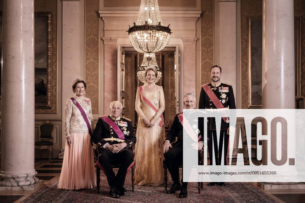 State Visit of King Philippe and Queen Mathilde to Norway (Day 1) OSLO, NORWAY - MARCH 24 : State Visit of King Philippe and Queen Mathilde to Norway (Day 1) : Family picture before the Banquet with King Harald V, Queen Sonja, Crown Prince Haakon, King Philippe and Queen Mathilde on March 24, 2026 in Oslo, Norway, 24 03 2026 Oslo Norway