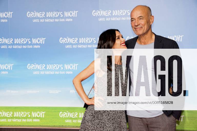 Heiner Lauterbach with wife Viktoria Lauterbach at the premiere of the movie Grüner s will not say the gardener and flew away in the movie theater Sendlinger Tor Munich 27 08 2018 Foto:xN.xKolinzx xFuturexImage