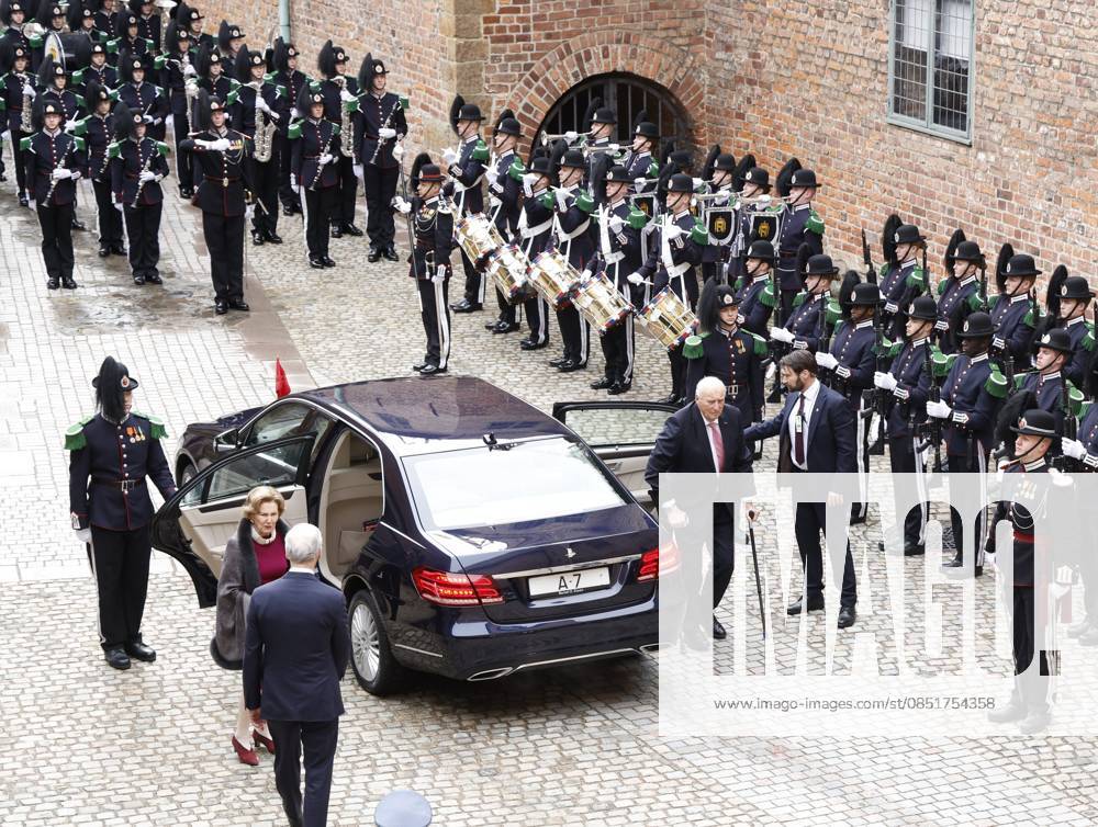 Queen Sonja of Norway and King Harald V of Norway pictured at the arrival at the Akershus Fortress castle for a lunch, in Oslo, on day two of the official state visit of the Belgian royal couple to Norway, on Wednesday 25 March 2026. Belgian monarchs are on an official state visit to Norway from 24 to 26 March 2026. BENOITxDOPPAGNE 168886698