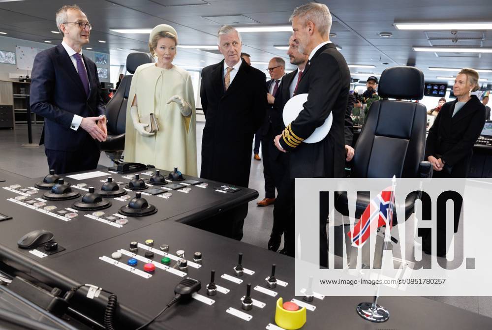 DEME CEO Luc Vandenbulcke, Queen Mathilde of Belgium, King Philippe - Filip of Belgium, Crown Prince Haakon Magnus of Norway and Captain of the Norse Wind, Tony Cato pictured during a visit to the DEME wind turbine installation vessel Norse Wind in Oslo, on day two of the official state visit of the Belgian royal couple to Norway, on Wednesday 25 March 2026. Belgian monarchs are on an official state visit to Norway from 24 to 26 March 2026. BENOITxDOPPAGNE 168902276