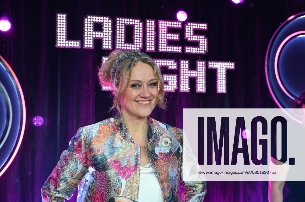 Comedian Lisa Feller as host of the ARD show Ladies Night, the only comedy and cabaret show with an all-female cast on German-speaking television