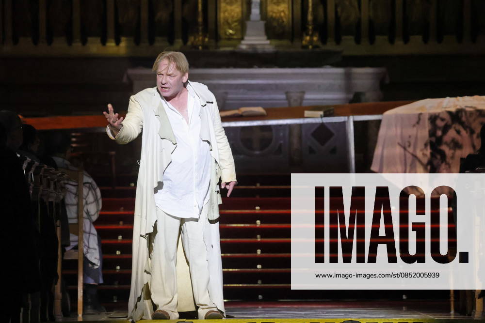 Ben Becker, actor, on anniversary tour for 10 years of ÒI, JudasÓ live at Berlin Cathedral, Berlin, Berlin