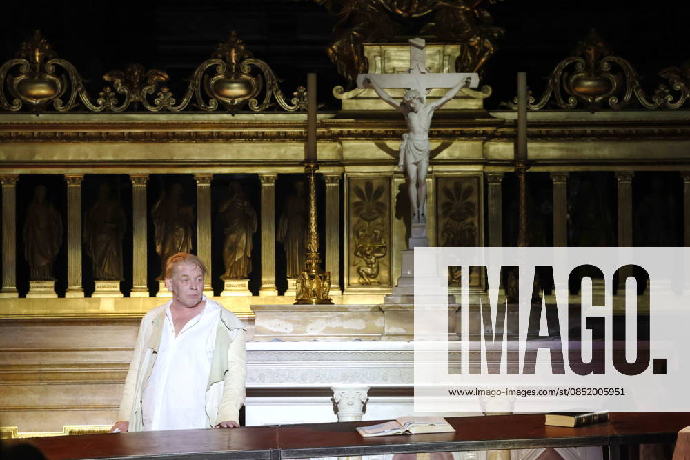 Ben Becker, actor, on anniversary tour for 10 years of ÒI, JudasÓ live at Berlin Cathedral, Berlin, Berlin
