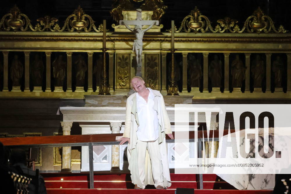Ben Becker, actor, on anniversary tour for 10 years of ÒI, JudasÓ live at Berlin Cathedral, Berlin, Berlin