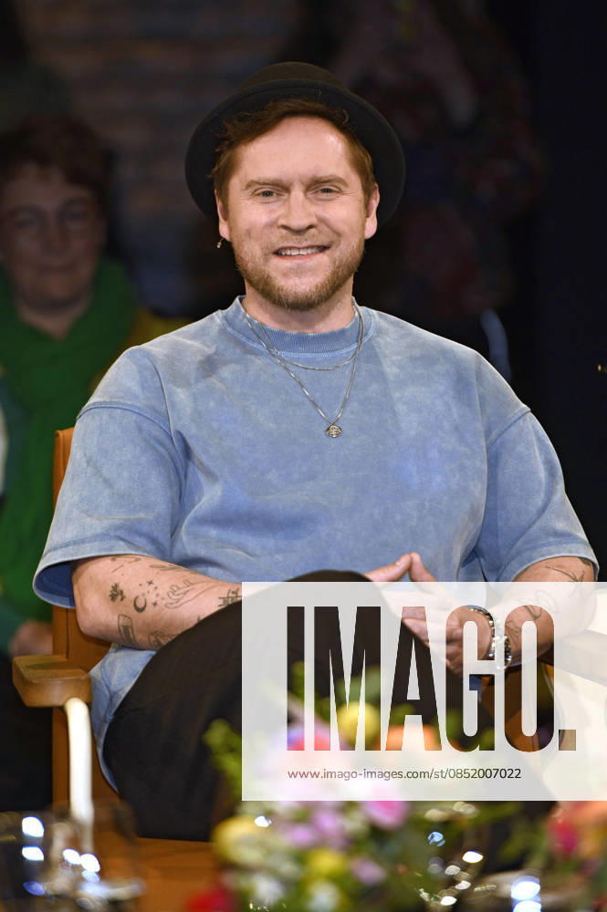 Johannes Oerding at the recording of the RB talk show 3nach9 at Radio Bremen Studio Bremen, 27 03 2026 Foto:xC.xNiehausx xFuturexImagex 3nach9_6316