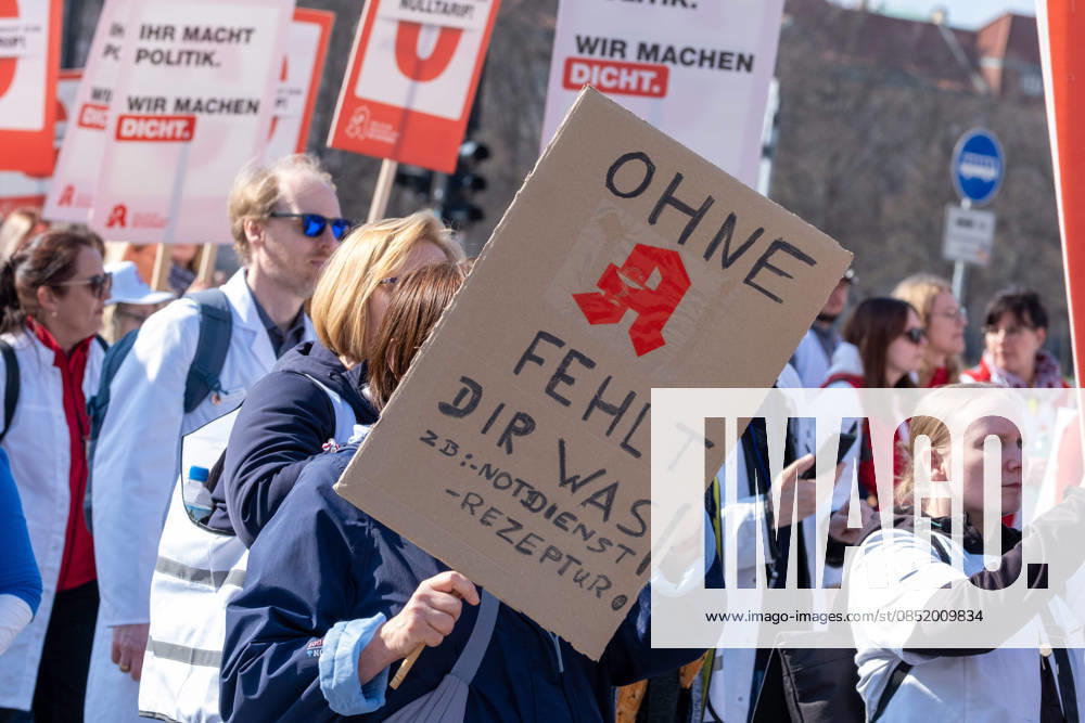 Under the slogan We wont work for free, several thousand pharmacists are protesting in Berlin The pharmacies are demanding higher fees and fear that the supply of medications will be insufficient if the curr sp2026032121692