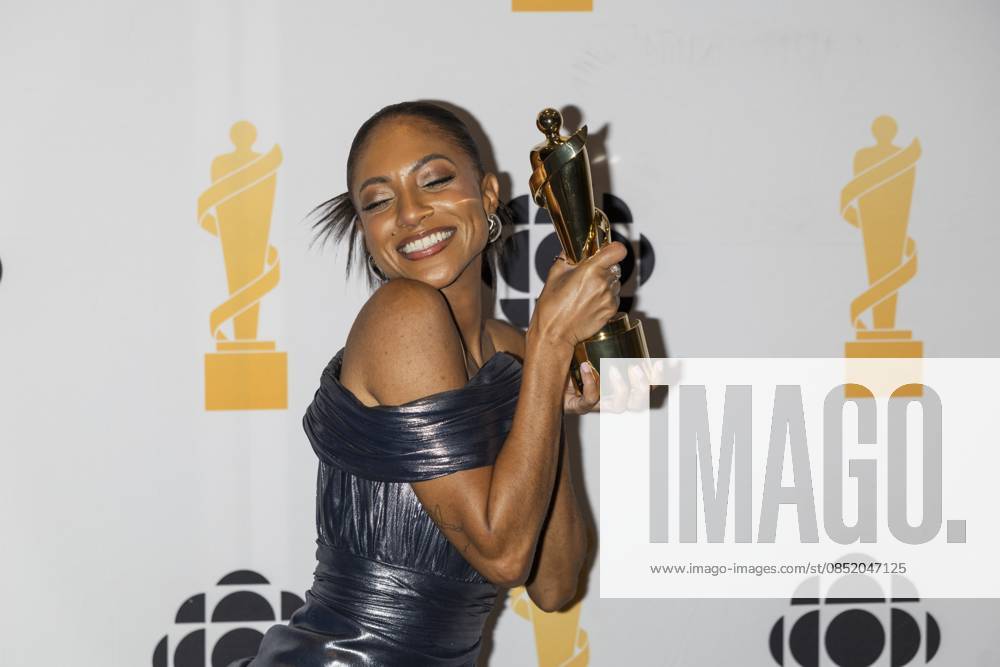 Naomi Cowan poses for photos after winning Reggae Recording of the Year during the 2026 Juno Awards Gala in Hamilton, Saturday, March 28, 2026. Hamilton Canada - ZUMAc35_ 20260328_zaf_c35_215