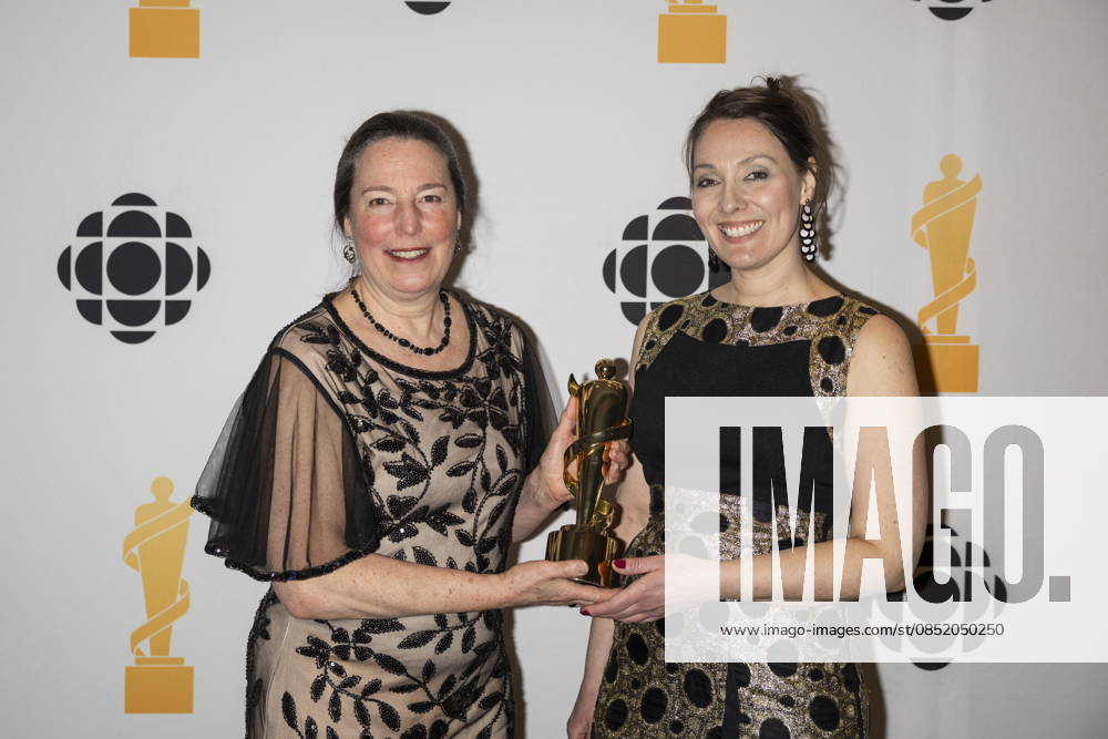 Members of the Winnipeg Jazz Orchestra poses for photos after winning Group Jazz Album of the Year during the 2026 Juno Awards Gala in Hamilton, Saturday, March 28, 2026. Hamilton Canada - ZUMAc35_ 20260328_zaf_c35_226