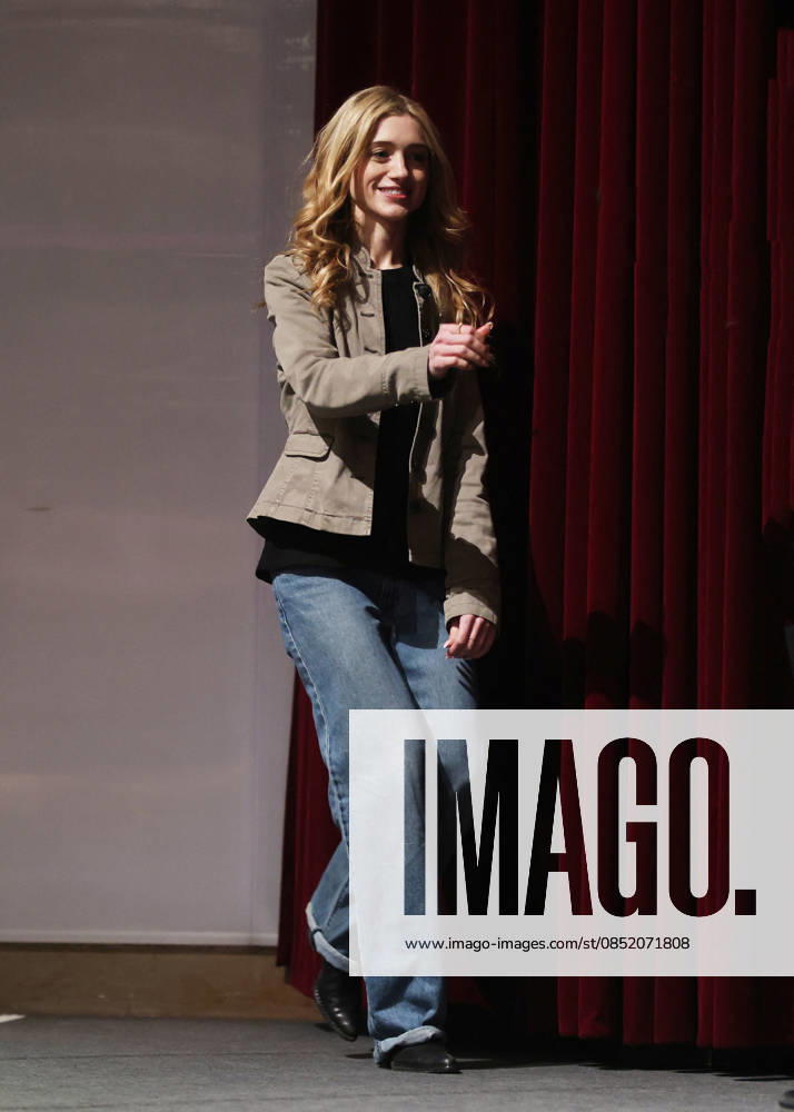 Exclusive Natalia Dyer at the SFM9 Stranger Things Cult Series Convention at the Villepinte Exhibition Center on March 28, 2026 Denis Guignbourg Bestimage Exclusive For Germany call for price SFM9 Stranger Things Cult Series Convention at the Villepinte Exhibition Center on March 28, 2026 Paris France