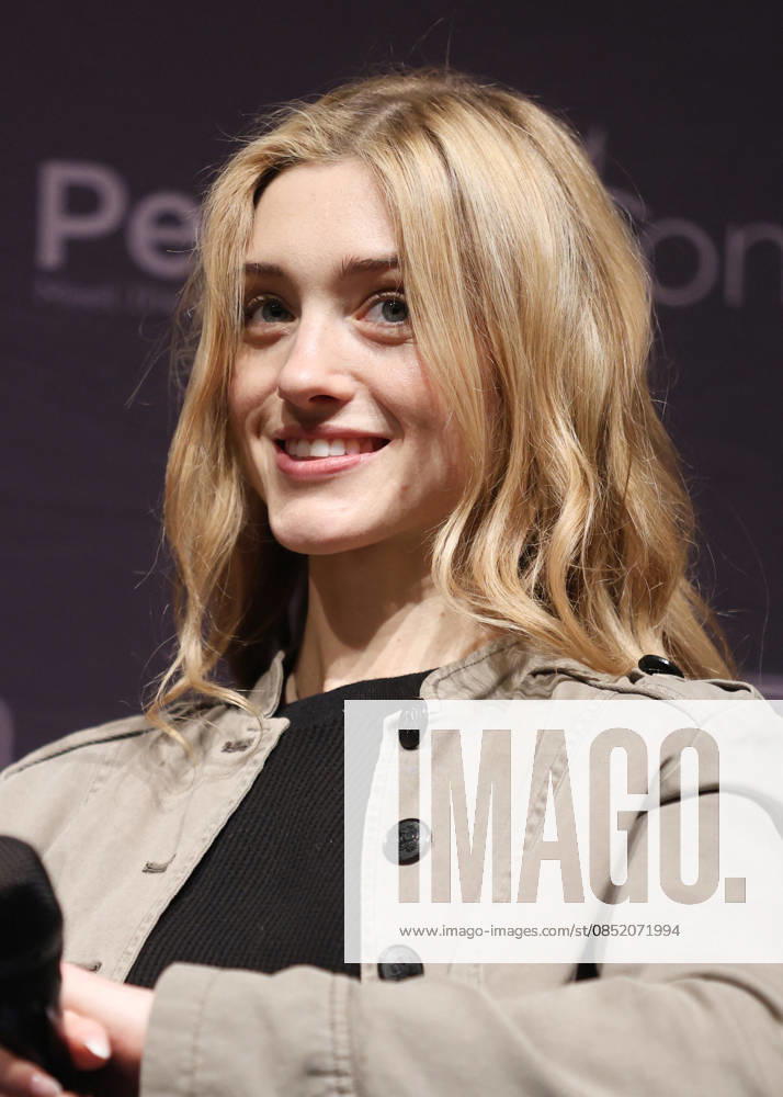 Exclusive Natalia Dyer at the SFM9 Stranger Things Cult Series Convention at the Villepinte Exhibition Center on March 28, 2026 Denis Guignbourg Bestimage Exclusive For Germany call for price SFM9 Stranger Things Cult Series Convention at the Villepinte Exhibition Center on March 28, 2026 Paris France