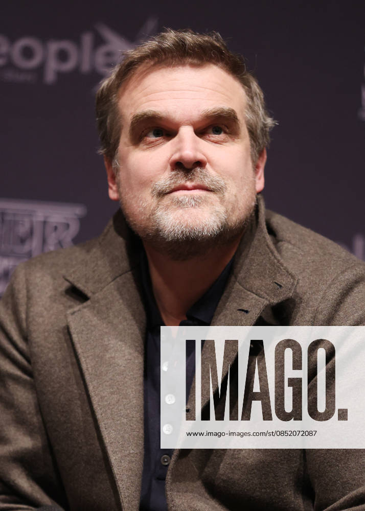 Exclusive David Harbour at the SFM9 Stranger Things Cult Series Convention at the Villepinte Exhibition Center on March 28, 2026 Denis Guignbourg Bestimage Exclusive For Germany call for price SFM9 Stranger Things Cult Series Convention at the Villepinte Exhibition Center on March 28, 2026 Paris France