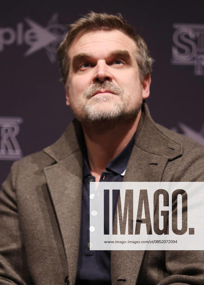 Exclusive David Harbour at the SFM9 Stranger Things Cult Series Convention at the Villepinte Exhibition Center on March 28, 2026 Denis Guignbourg Bestimage Exclusive For Germany call for price SFM9 Stranger Things Cult Series Convention at the Villepinte Exhibition Center on March 28, 2026 Paris France
