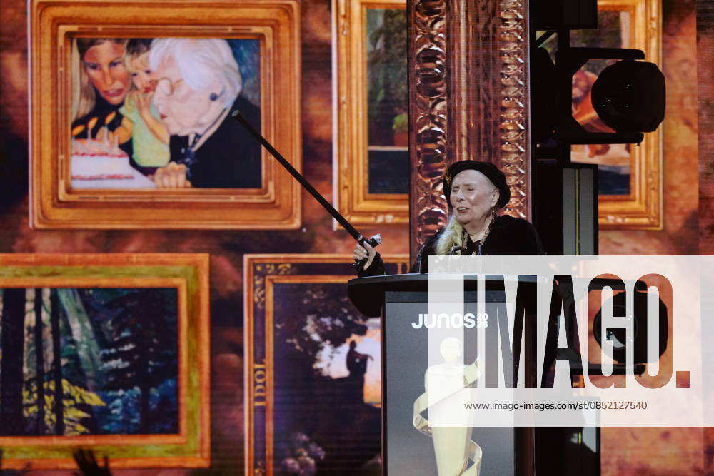 Joni Mitchell accepts the Lifetime Achievement award at the 2026 Juno Awards in Hamilton, on Sunday, March 29, 2026. Hamilton CANADA - ZUMAc35_ 20260329_zaf_c35_255