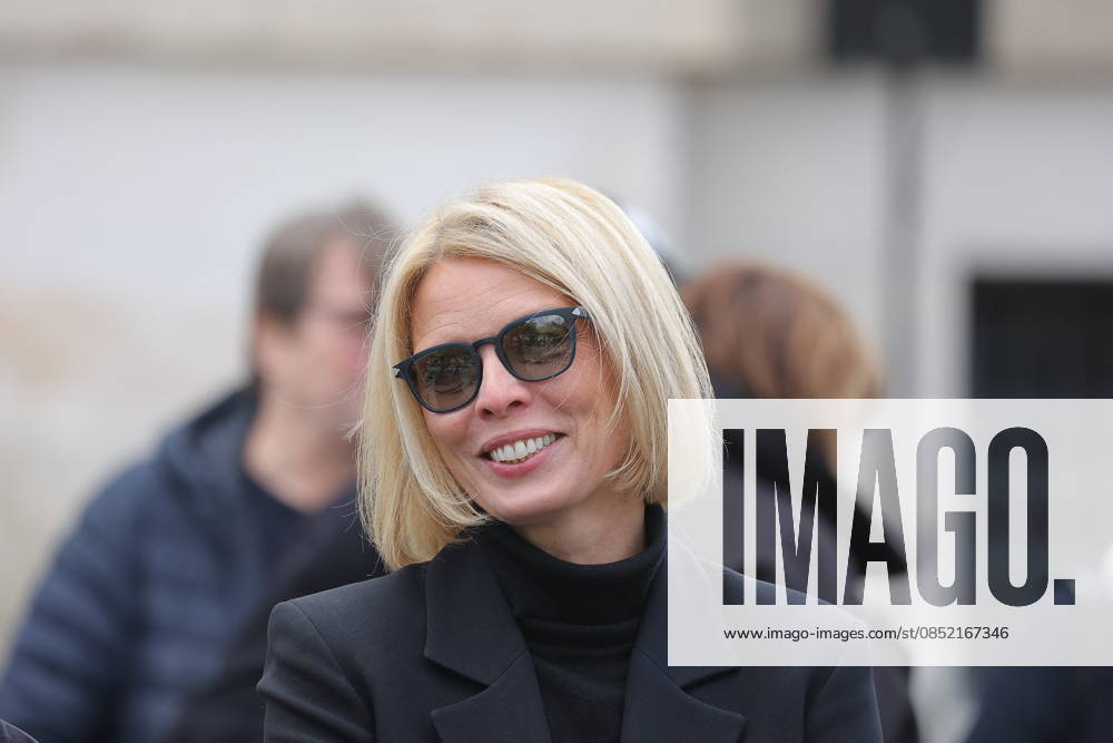 Isabelle Mergault Funeral At Pere Lachaise - Paris Sylvie Tellier during the funeral of Isabelle Mergault for a secular ceremony beneath the dome of Père-Lachaise Cemetery in Paris, France on Monday, March 30, 2026 before she is laid to rest at Montmartre Cemetery. Isabelle Mergault actress, director and columnist’ died at the age of 67. Photo by Nasser Berzane ABACAPRESS.COM Paris France