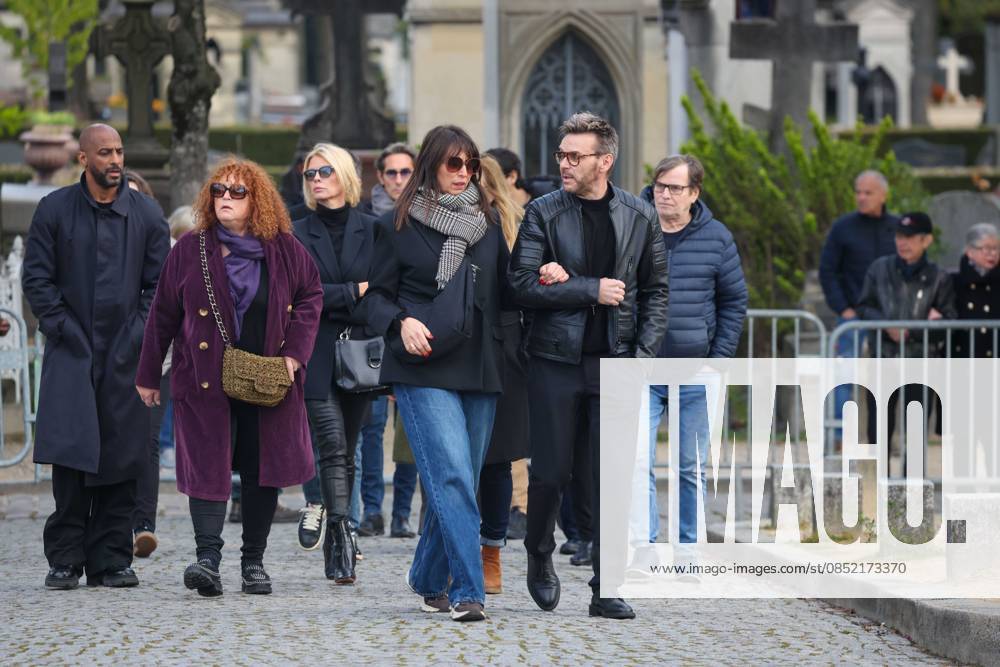 Paris, France le 30 mars 2026 - Funerailles de l actrice et realisatrice francaise Isabelle Mergault au cimetiere Pere-Lachaise - Funeral of French actress and director Isabelle Mergault at the Pere-Lachaise cemetery Ici Stomy Bugsdy, Jeanfi Janssens, Valerie Mairesse, Valerie Trierweiler