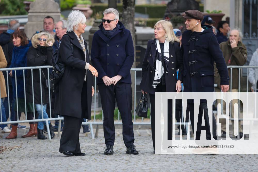 Paris, France le 30 mars 2026 - Funerailles de l actrice et realisatrice francaise Isabelle Mergault au cimetiere Pere-Lachaise - Funeral of French actress and director Isabelle Mergault at the Pere-Lachaise cemetery Ici Laurent Ruquier, Steevy Boulay