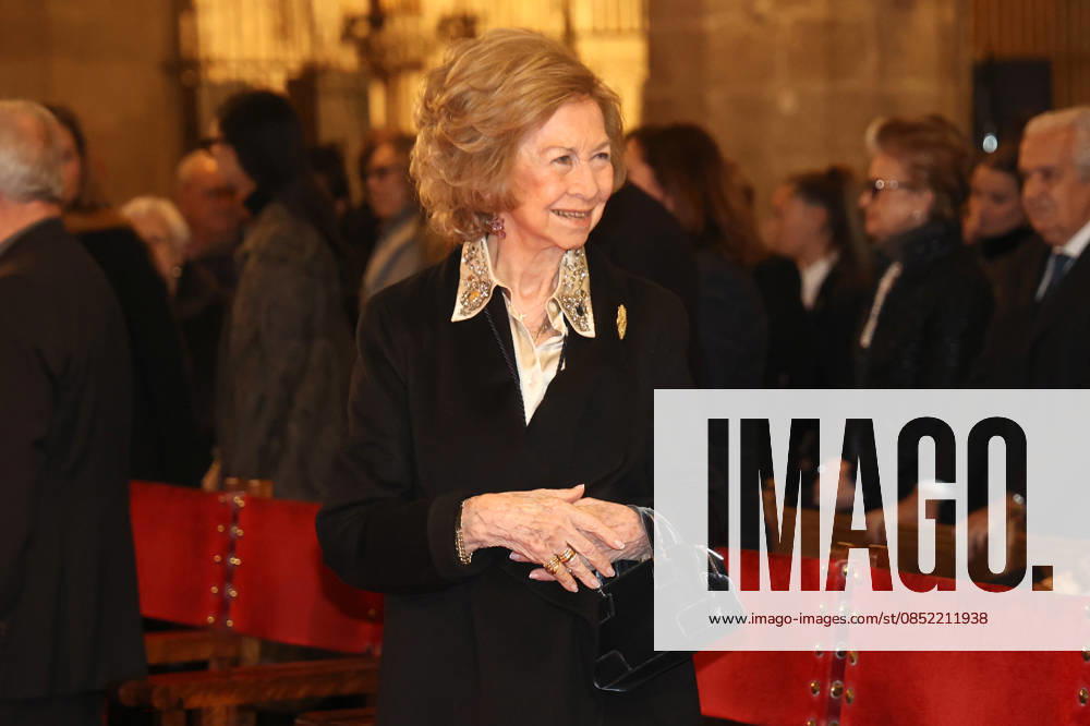 Queen Sofia attends the annual Easter concert to benefit Projecte Home Balears Queen Sofia attends the annual Easter concert, in the Cathedral Basilica of Santa Maria de Mallorca, on March 30, 2026, in Palma de Mallorca, Mallorca, Balearic Islands Spain The Balearic Symphony Orchestra and the Choir of the University of the Balearic Islands have performed the Easter concert Verdis Requiem for the benefit of Proyecto Hombre The organization has indicated that the proceeds of the program will go entirely to the treatment and prevention programs developed by the entity in the Balearic Islands 30 MARCH 2026 QUEEN SOFIA SPAIN MALORCA CONCERT EASTER BENEFICIAL BALEARIC BALEARIC ISLANDS Palma de Mallorca, Mallorca Isl Palma de Mallorca, Mallorca I