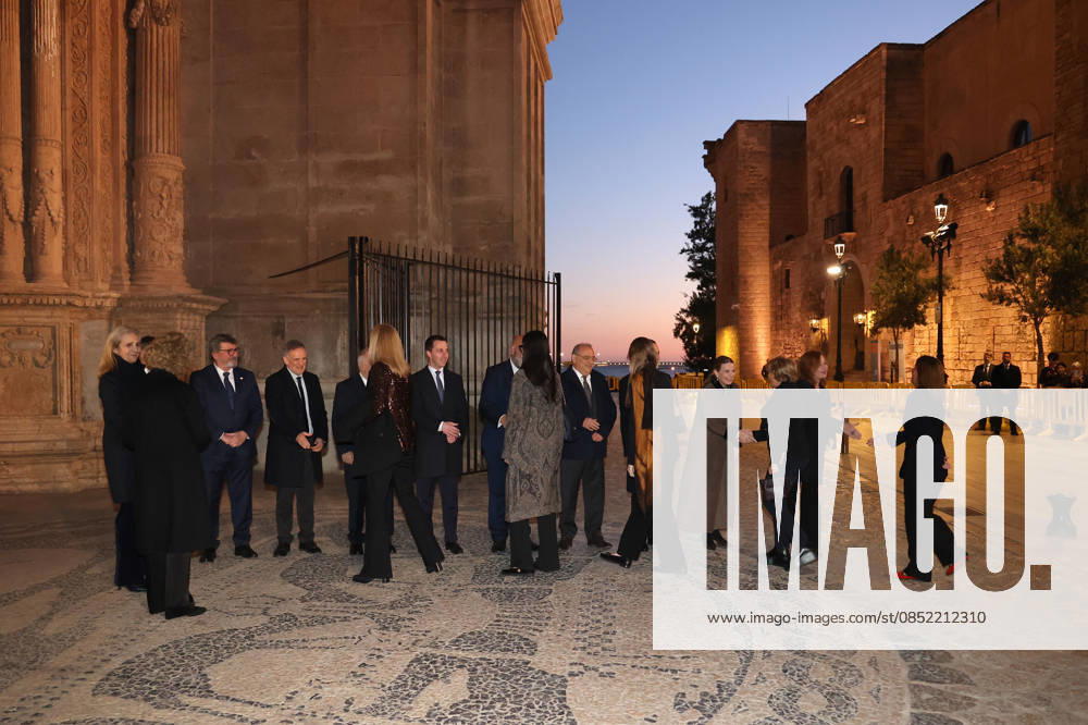 Queen Sofia attends the annual Easter concert to benefit Projecte Home Balears Queen Sofia on her arrival at the annual Easter concert, in the Cathedral Basilica of Santa Maria de Mallorca, on March 30, 2026, in Palma de Mallorca, Mallorca, Balearic Islands Spain The Balearic Symphony Orchestra and the Choir of the University of the Balearic Islands have performed the Easter concert Verdis Requiem for the benefit of Proyecto Hombre The organization has indicated that the proceeds of the program will go entirely to the treatment and prevention programs developed by the entity in the Balearic Islands 30 MARCH 2026 QUEEN SOFIA SPAIN MALORCA CONCERT EASTER BENEFICIAL BALEARES Palma de Mallorca, Mallorca Isl Palma de Mallorca, Mallorca Isl Palm