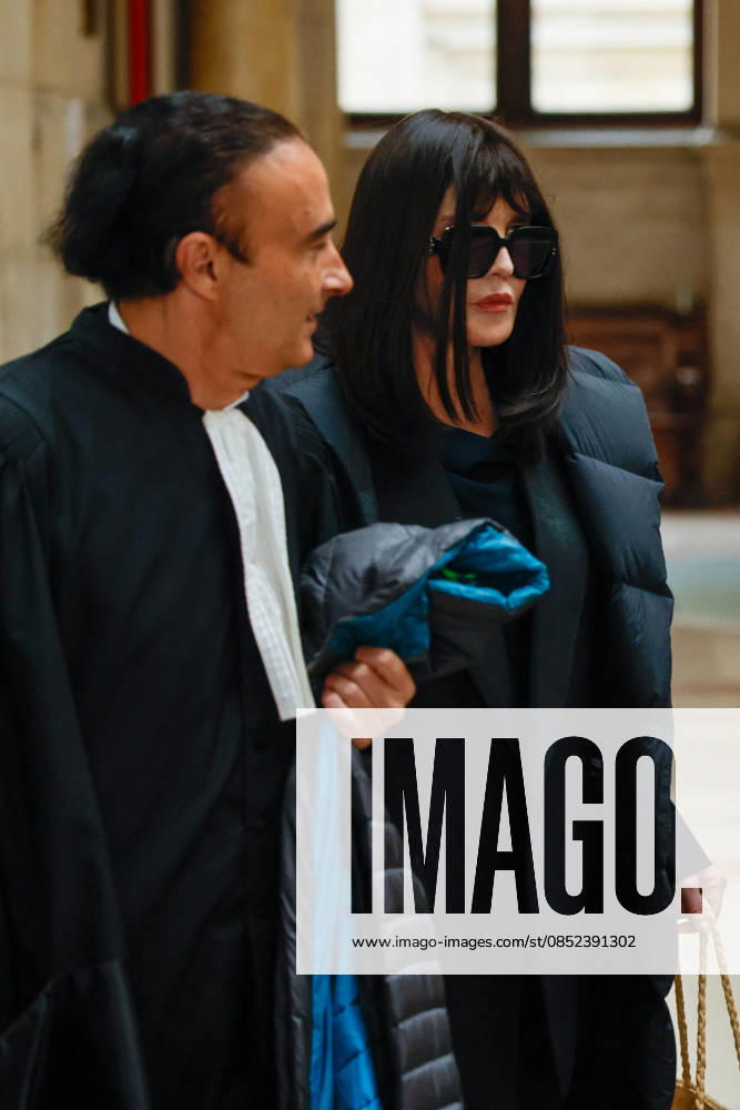 French actress Isabelle Adjani arrives at the Paris court of appeal for a hearing in her appeal trial on charges of tax fraud and money laundering at the Palais de Justice in Paris, France, on April 1st, 2026 Julien Sarkissian Bestimage French actress Isabelle Adjani arrives at the Paris court of appeal for a hearing in her appeal trial on charges of tax fraud and money laundering at the Palais de Justice in Paris, France, on April 1st, 2026 Paris France