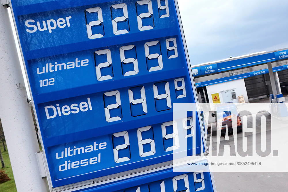 After new refueling rule DIESEL fuel reaches historic high on 02 04 2026 at this gas station in Munich Fuel prices exceed historic highs No end in sight new highs in refueling every day Exploding fuel prices due to Iran war continue Gasoline prices at a gas station in Munich