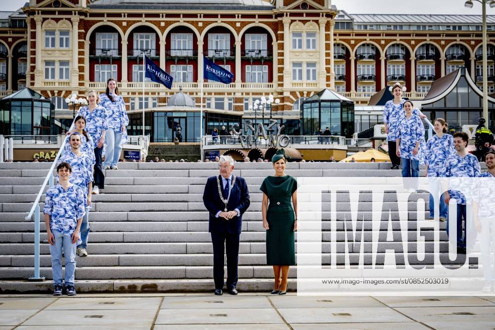 SCHEVENINGEN - Queen Maxima opens the renovated boulevard. The Scheveningen boulevard, for decades one of the best-known and most visited coastal promenades in the Netherlands, has been renewed in recent years to better accommodate the growing number of visitors and to be ready for the future. ROBIN UTRECHT ANP netherlands out - belgium out