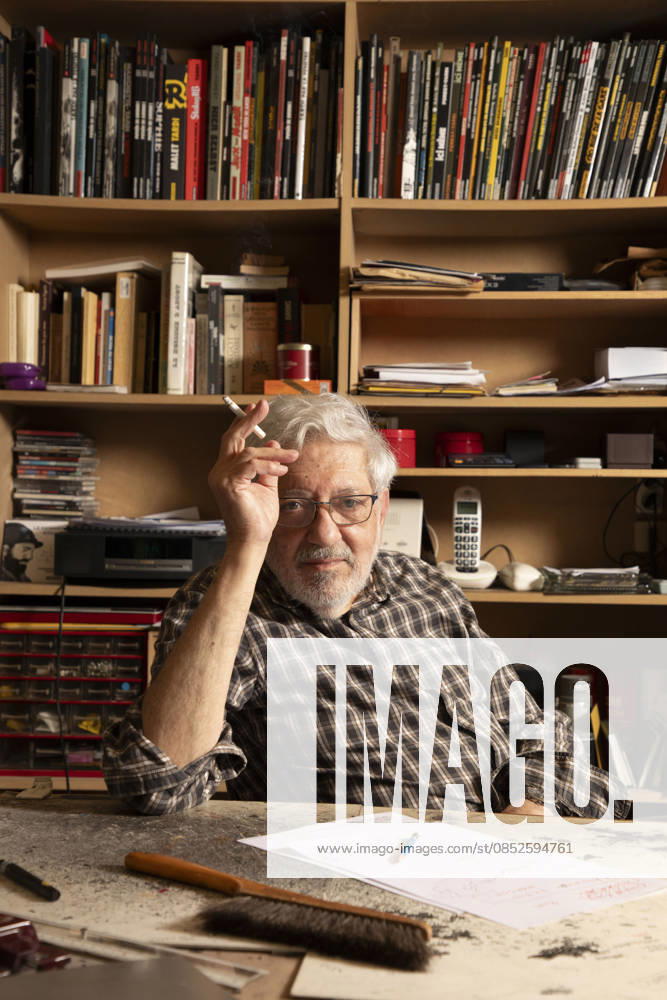 Portrait of Jacques Tardi at his place in Menilmontant 10 10 2024 Olivier Dion LH opale photo