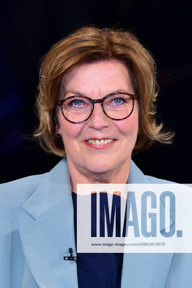 Dora Heldt as a guest on the NDR Talk Show on 3 April 2026 in Hamburg NDR Talk Show on 3 April 2026 in Hamburg