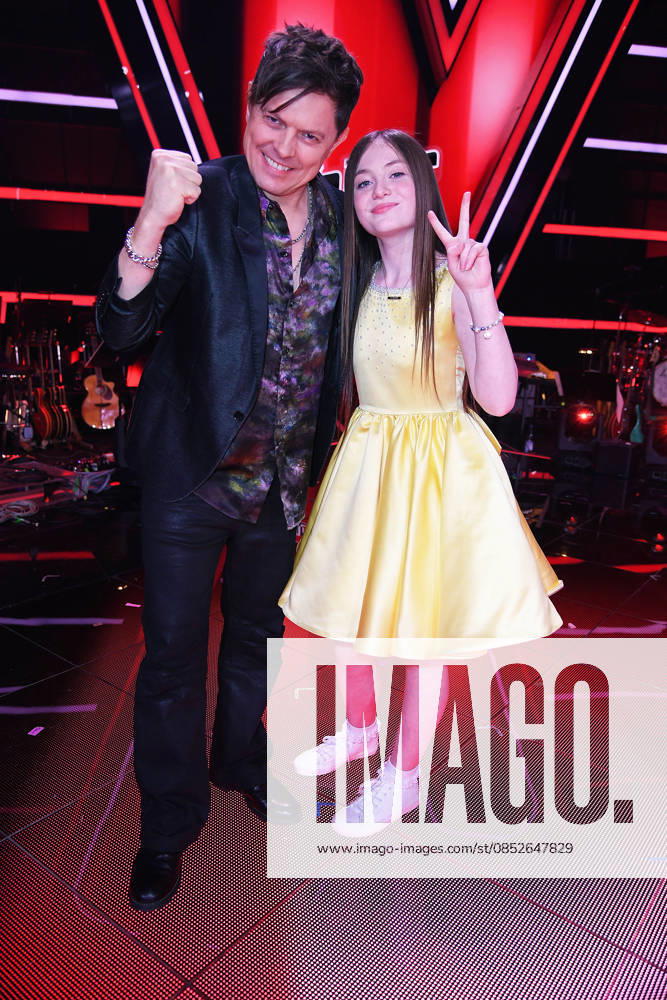 Michael Patrick Kelly with winner Katelyn THE VOICE KIDS FINALE 2026 at Studio Berlin Adlershof in Berlin on 03 04 2026