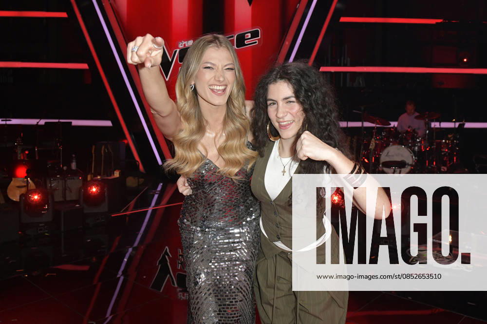 Leony and Marie from Team Leony at the photocall with the finalists and coaches of the 14th season of the TV show The Voice Kids in Studio H Berlin Adlershof Berlin, 03 04 2026 Foto:xM.xBehrensx xFuturexImagex kids_6467