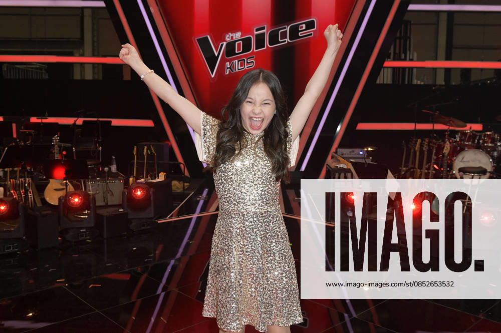 Angelina from Team Leony at the photocall with the finalists and coaches of the 14th season of the TV show The Voice Kids in Studio H Berlin Adlershof Berlin, 03 04 2026 Foto:xM.xBehrensx xFuturexImagex kids_6477