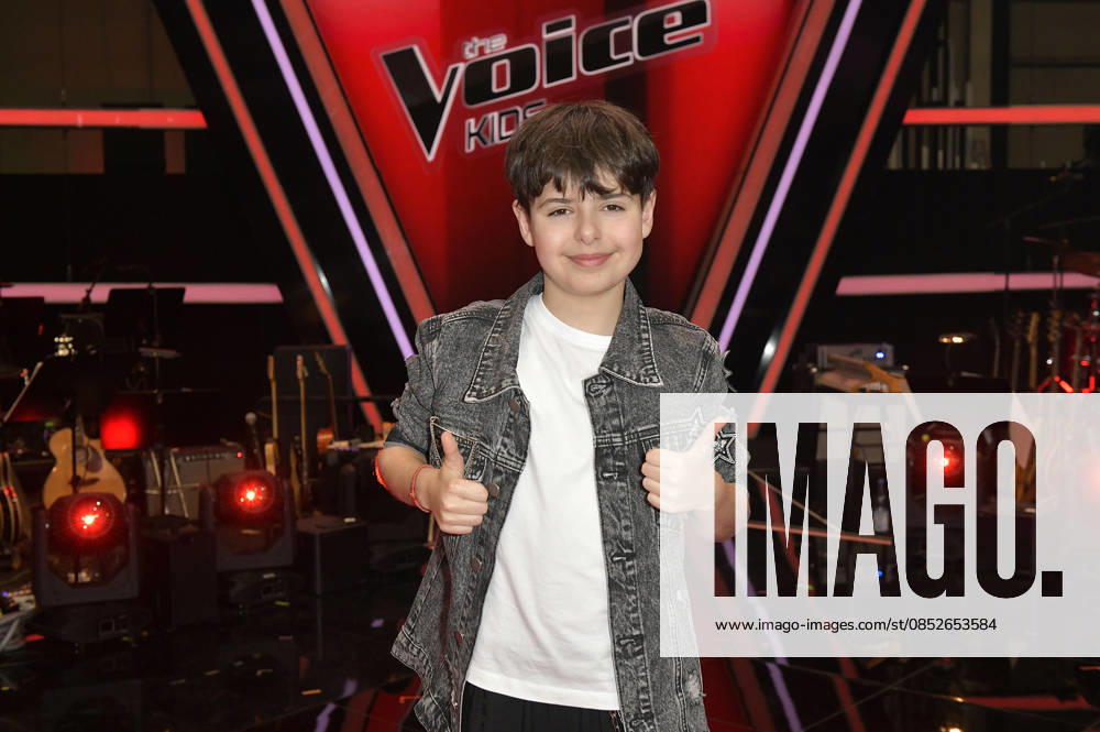 Renat from Team Michael Patrick at the photocall with the finalists and coaches of the 14th season of the TV show The Voice Kids in Studio H Berlin Adlershof Berlin, 03 04 2026 Foto:xM.xBehrensx xFuturexImagex kids_6501