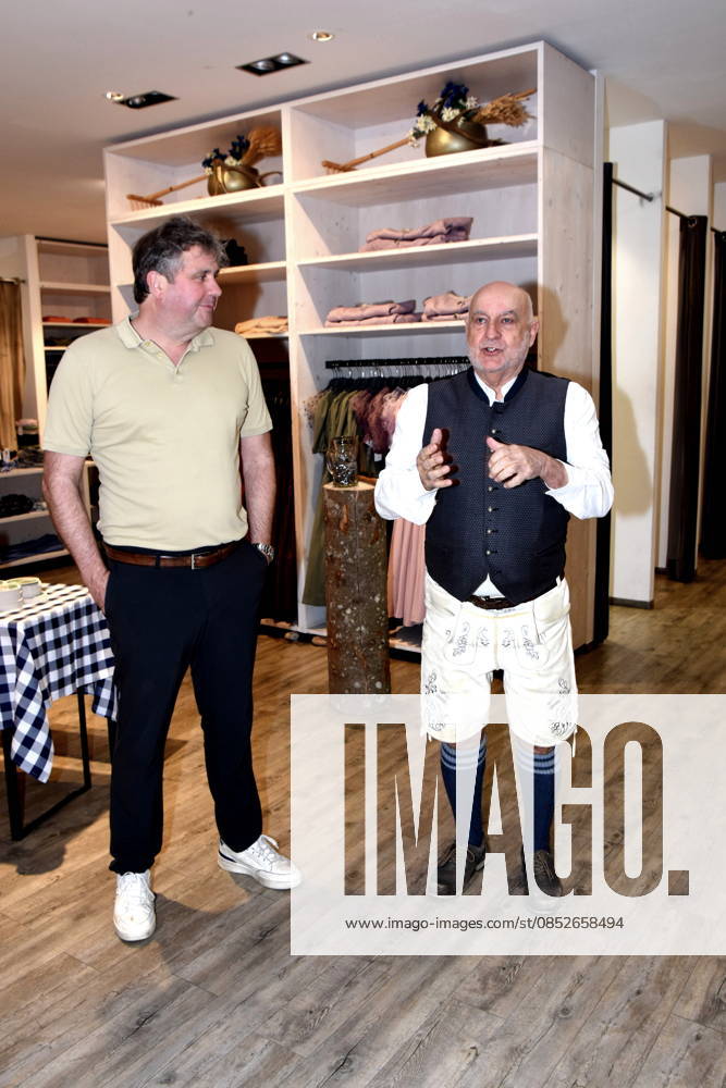 Werner von Molthe Owner Molthe Sports GmbH Dr Axel Munz Angermaier Tracht Muenchen 04 04 2026 Angermaier Tracht PDC EUROPE AND ANGERMAIER TRACHTEN Photo session On the occasion of the seventh ELTEN Safety Shoes German Darts Grand Prix in Munich the reigning