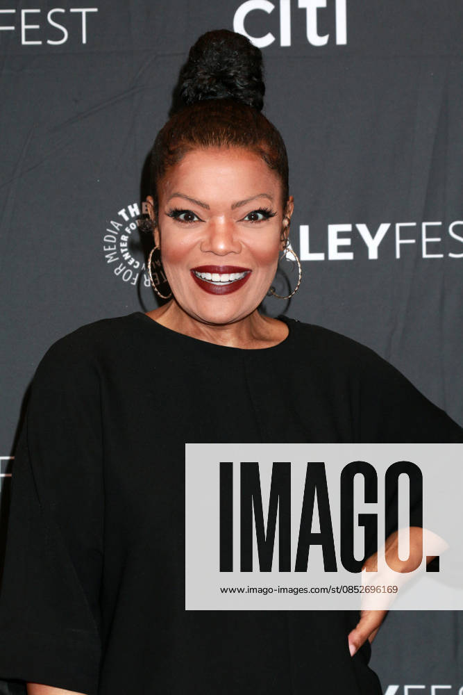 LOS ANGELES - APR 4: Yvette Nicole Brown at the PaleyFest LA 2026 - Pluribus at Dolby Theater on April 4, 2026 in Los Angeles, CA Los Angeles USA - ZUMAnc22 20260404_zaa_nc22_036