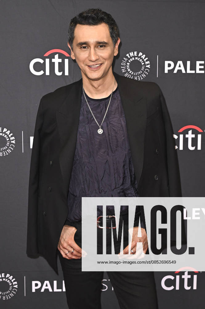 Carlos Manuel Vesga at the screening of the Apple TV series Pluribus at the 43 PaleyFest LA 2026 at the Dolby Theatre Los Angeles, 04 04 2026 Foto:xD.xStarbuckx xFuturexImagex pluribus_6413