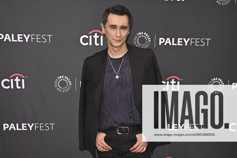 Carlos Manuel Vesga at the screening of the Apple TV series Pluribus at the 43 PaleyFest LA 2026 at the Dolby Theatre Los Angeles, 04 04 2026 Foto:xD.xStarbuckx xFuturexImagex pluribus_6417